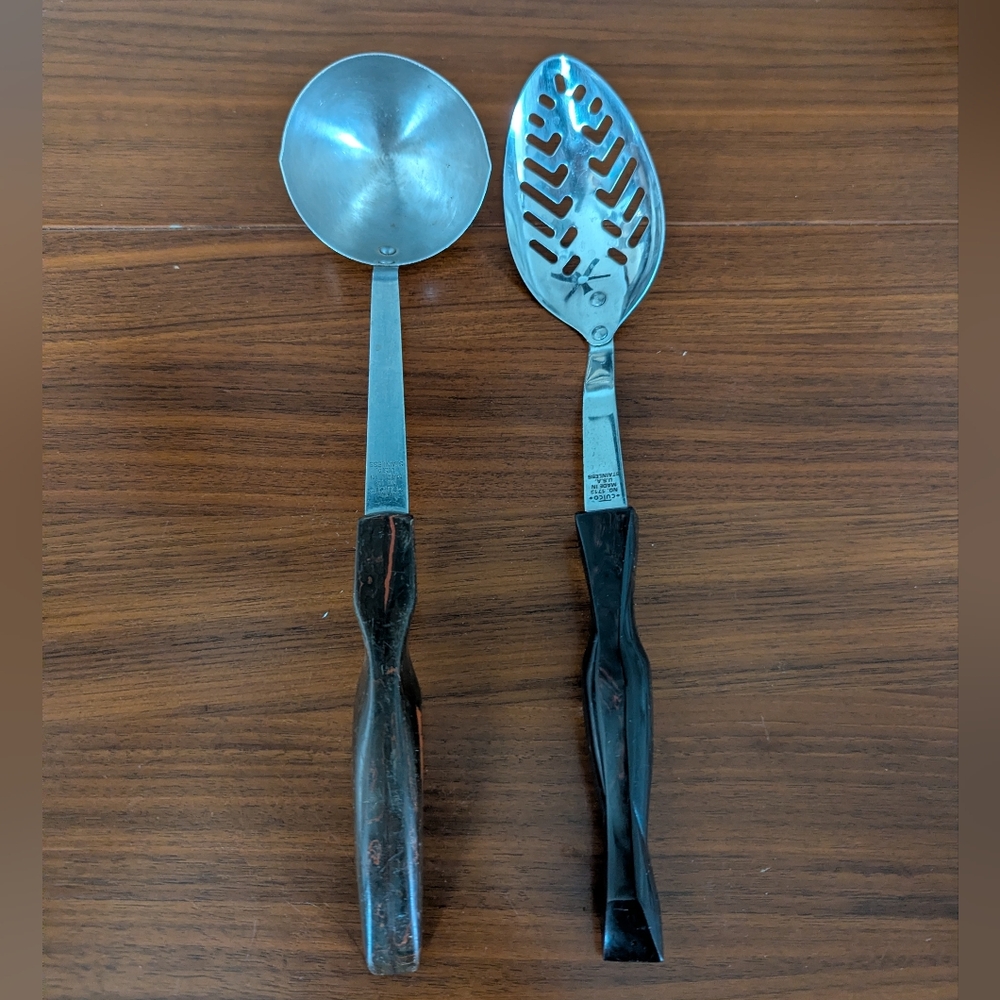 Cutco 1713 Slotted Spoon and  No 15 Ladle Spoon Serving Set Of 2 Pre Owned